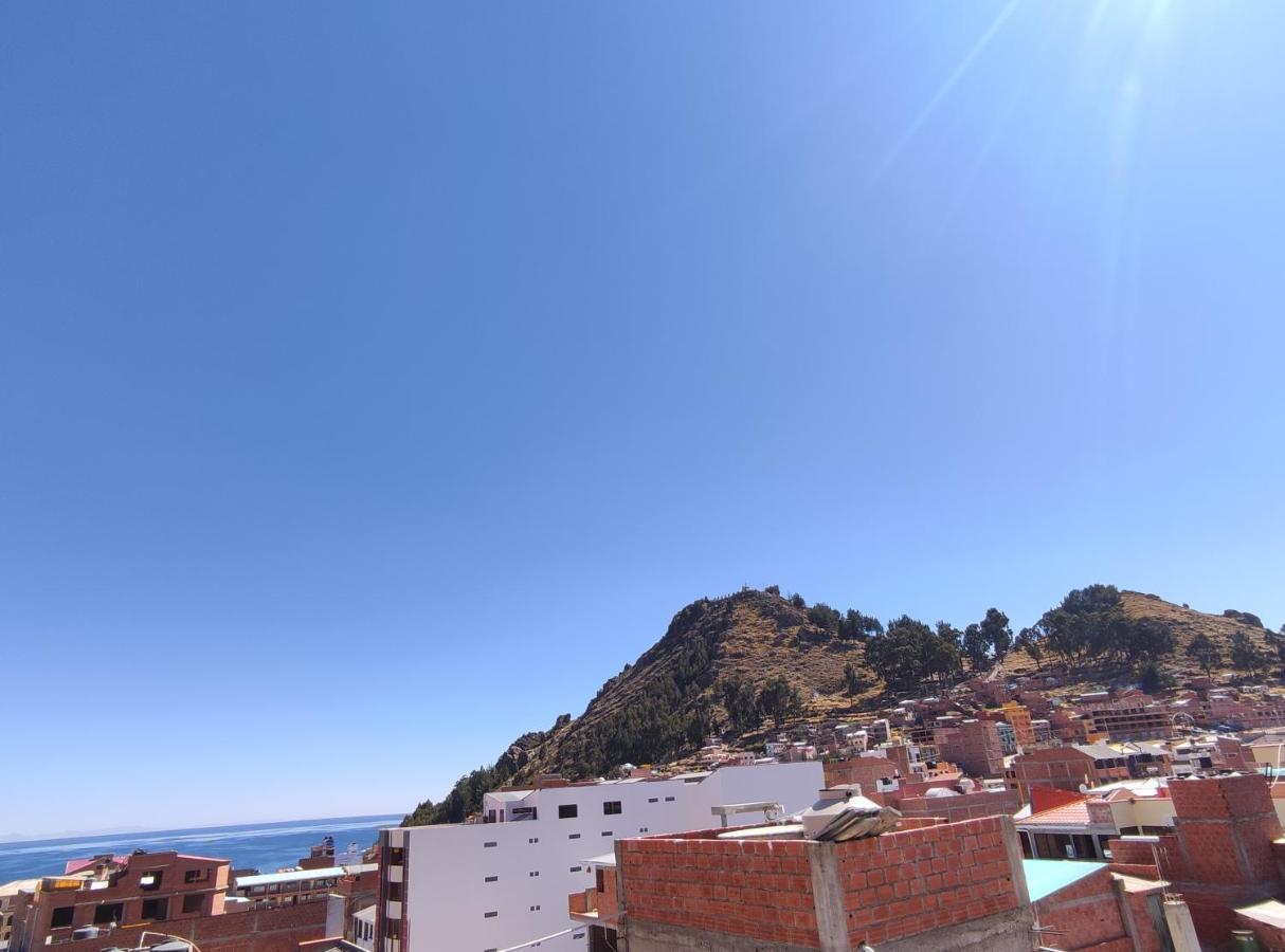 Hostal Sol Y Luna Panzió Copacabana  Kültér fotó